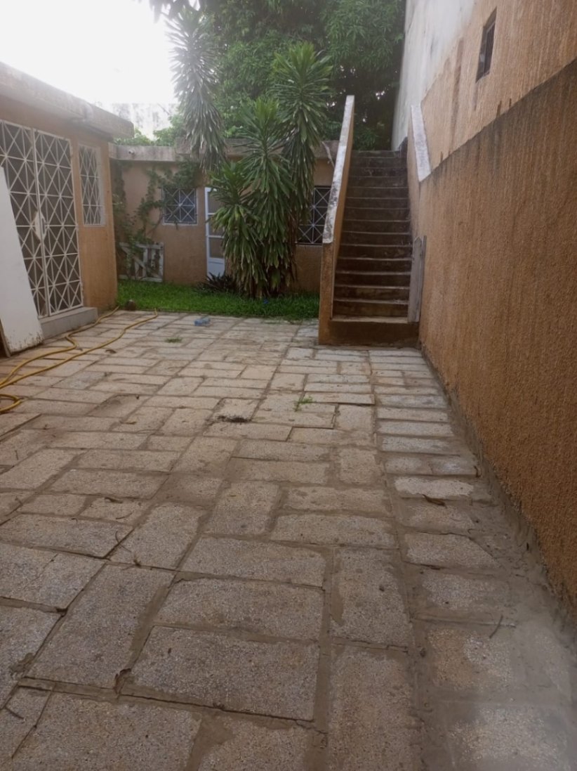 Villa basse à vendre à liberté 1 — photo 1