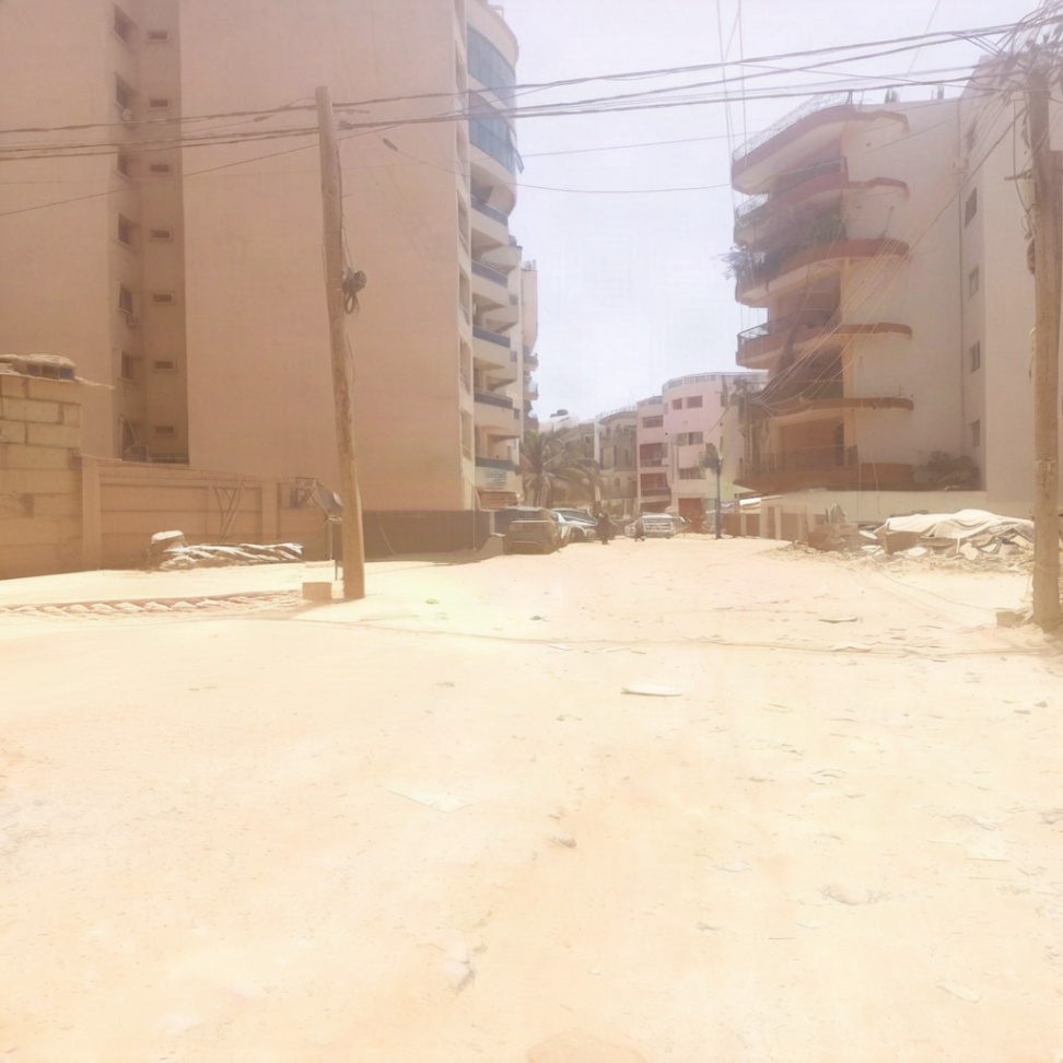 Terrain d'angle bien placé a vendre à Mermoz — photo 1